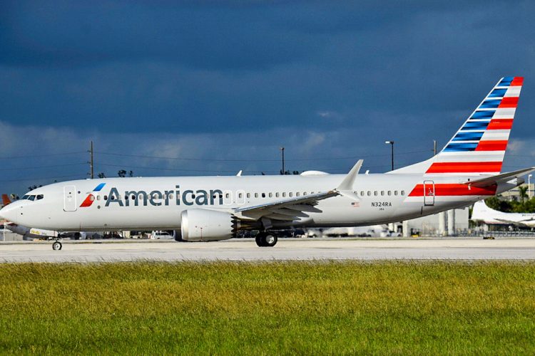 Bird strike forces AA flight to abort takeoff from AIA