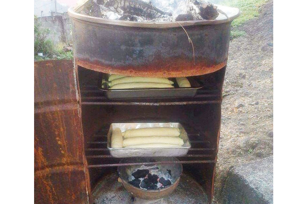 Dat Good Ole Drum Oven - Searchlight - Vimarsana News