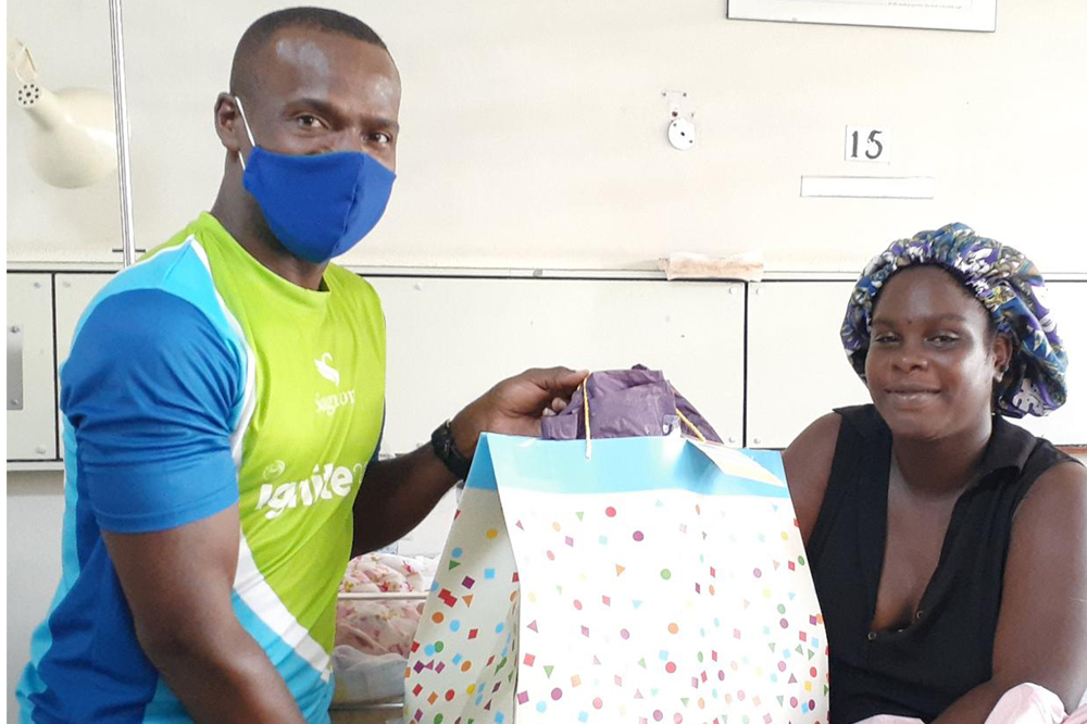 Sagicor surprises new Moms with Gifts for the New Year - Vimarsana News
